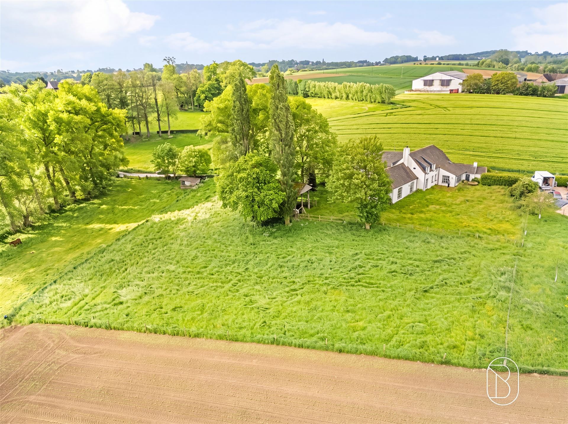 Charmant landhuis op 5.500m² met uniek zicht! - foto 5