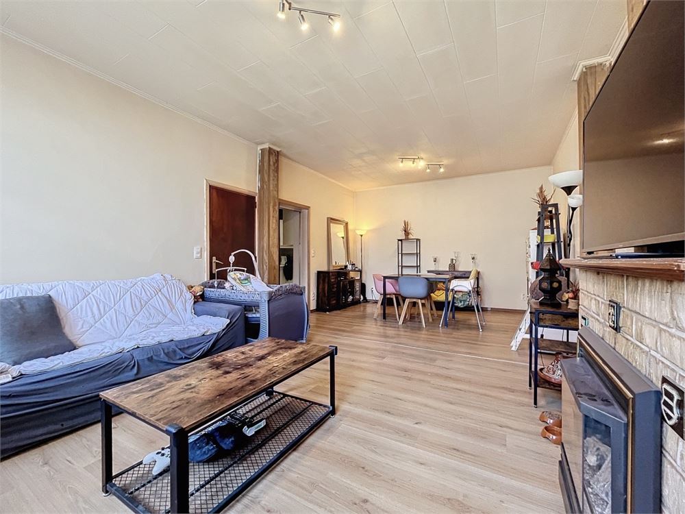 Grotendeels gerenoveerde woning met 4 slpks in Mortsel - foto 5