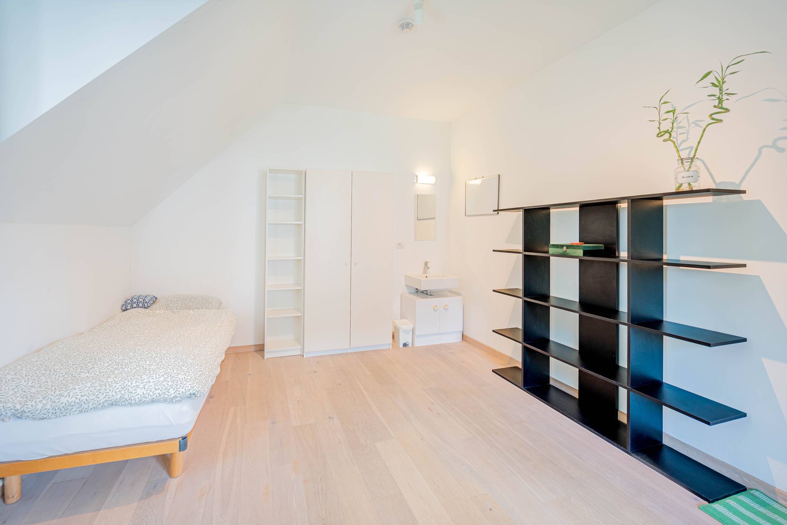 Apartment for rent in Wilrijk with 1 bedroom - photo 4