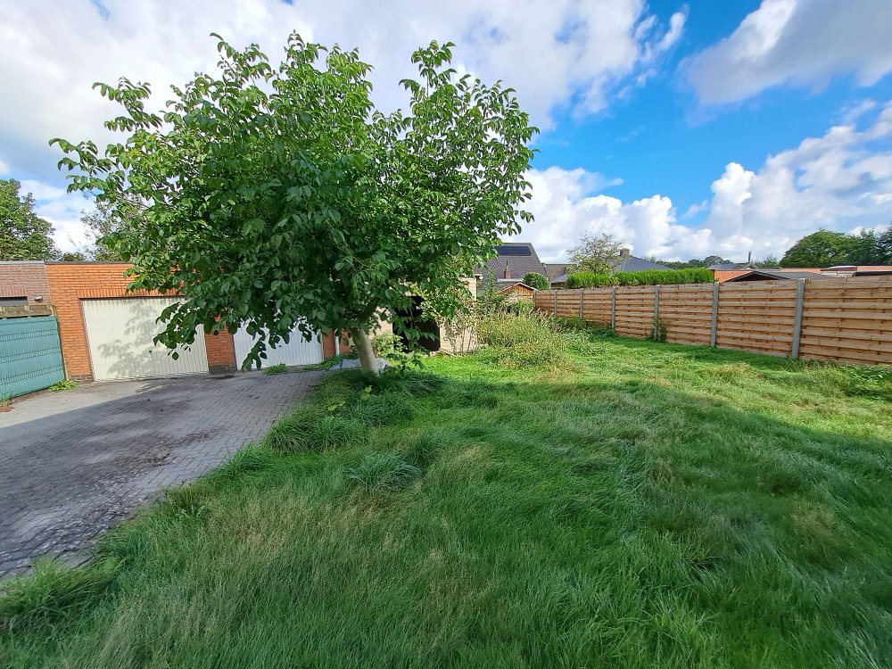 Een ruime en goed gelegen woning met tuin nabij het centrum van Westmalle - foto 4