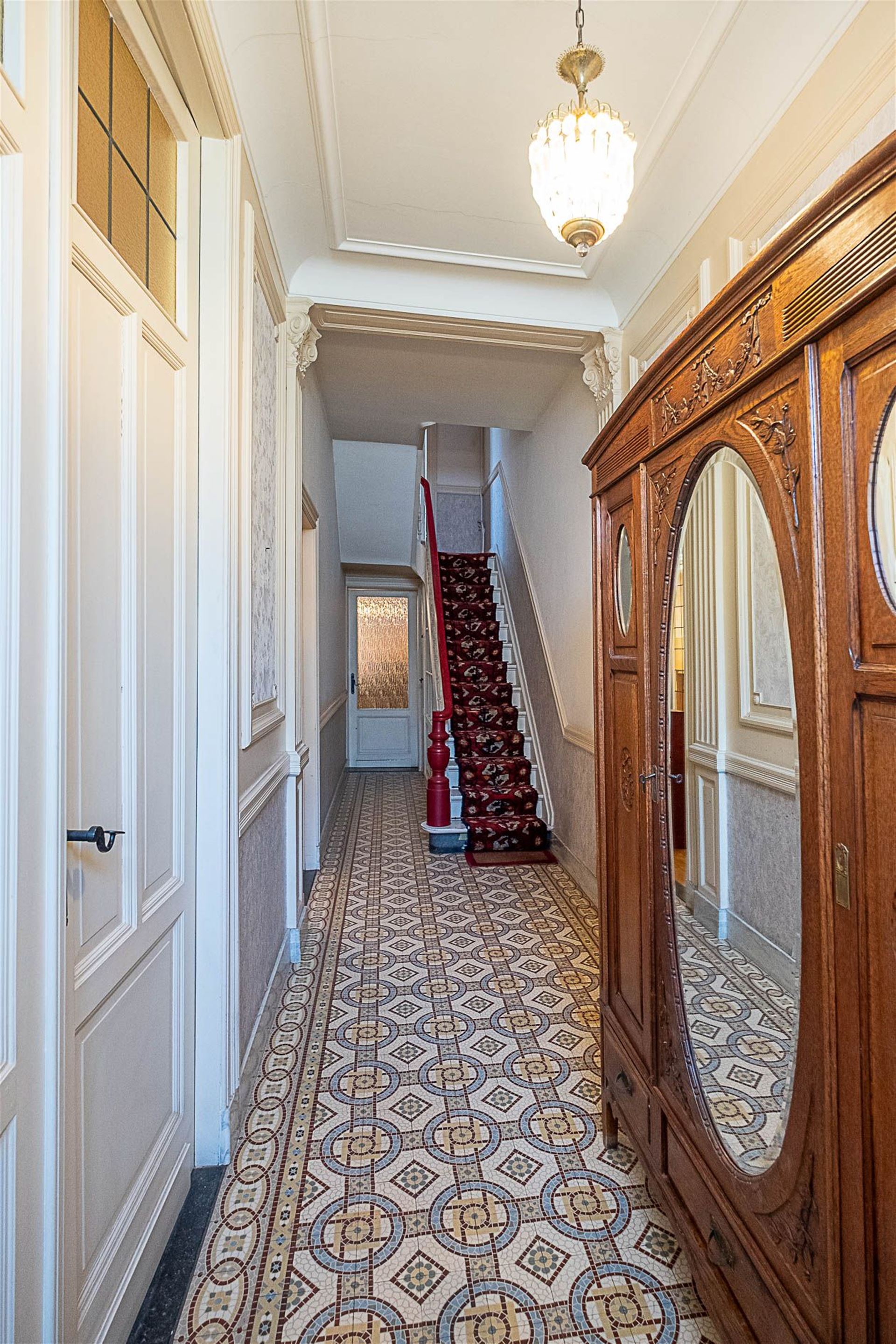 Te renoveren charmante woning met 5 slaapkamers en tuin 160 m² - foto 3