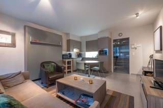 Situé dans la résidence récente Carpe Diem, ce studio agréable avec coin nuit bénéficie d’un emplacement central à Nieuport-Bains, à quelques pas...