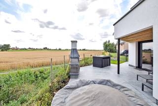 Sublieme alleenstaande nieuwbouwwoning met prachtige vergezichten!In de deelgemeente Jonkershove, vinden we aan het einde van een rustige woonwijk,...