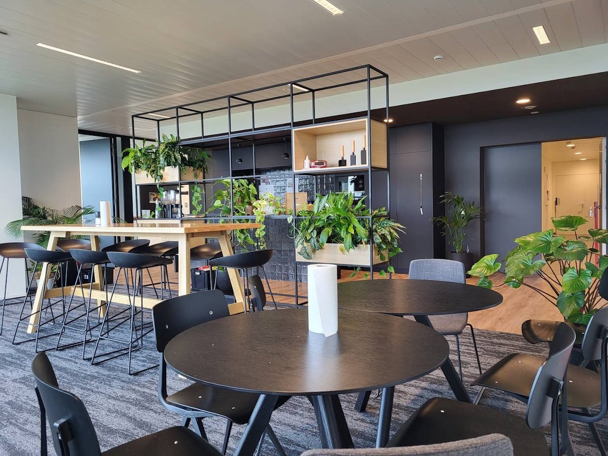 Offices to rent near Expo in Ghent - photo 5