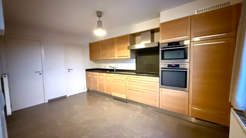 Ruime duplex met 2 slaapkamers en terras - foto 4