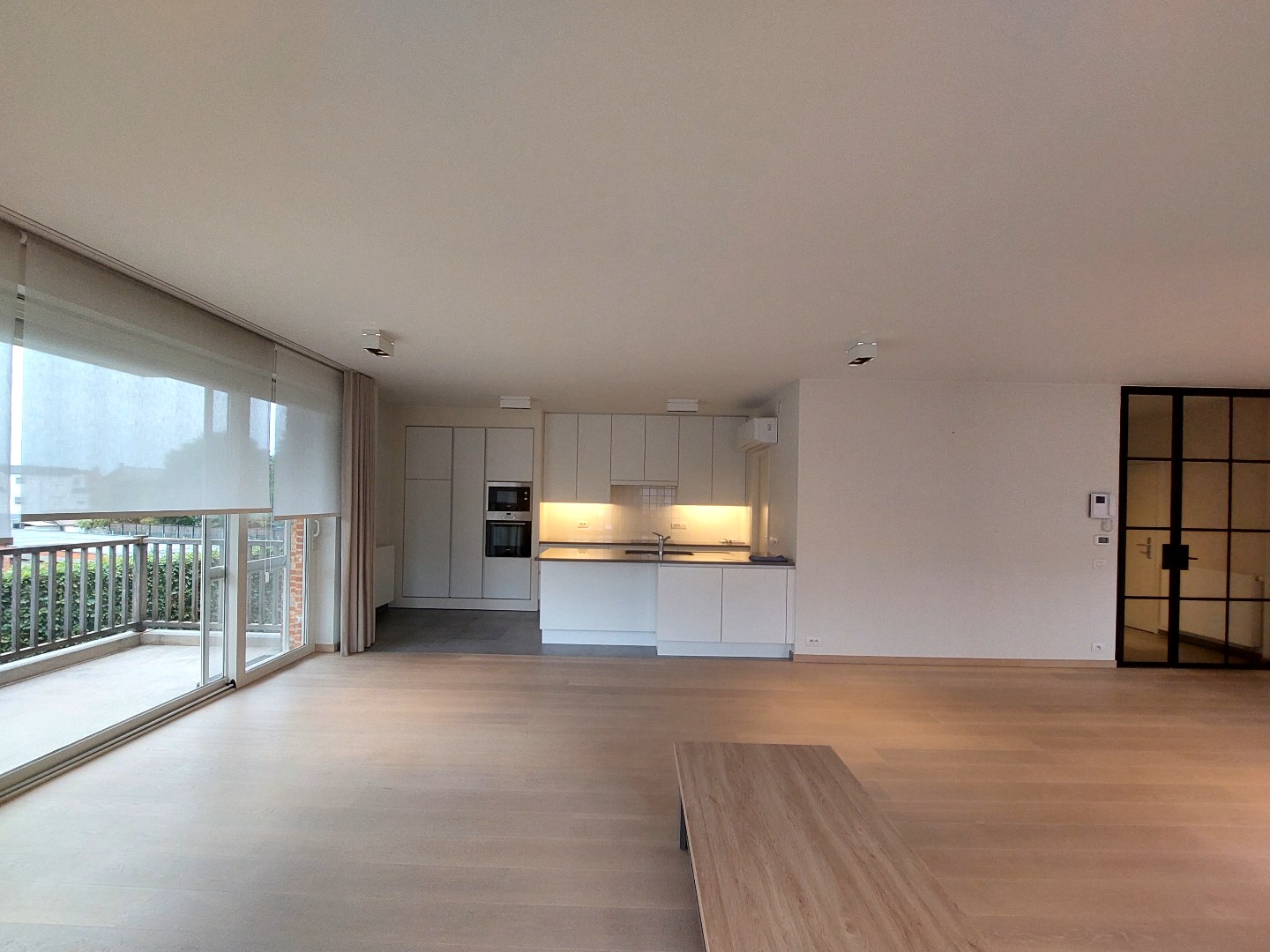 Ruim en uniek appartement te huur in het rustige hart van Zulte - foto 5