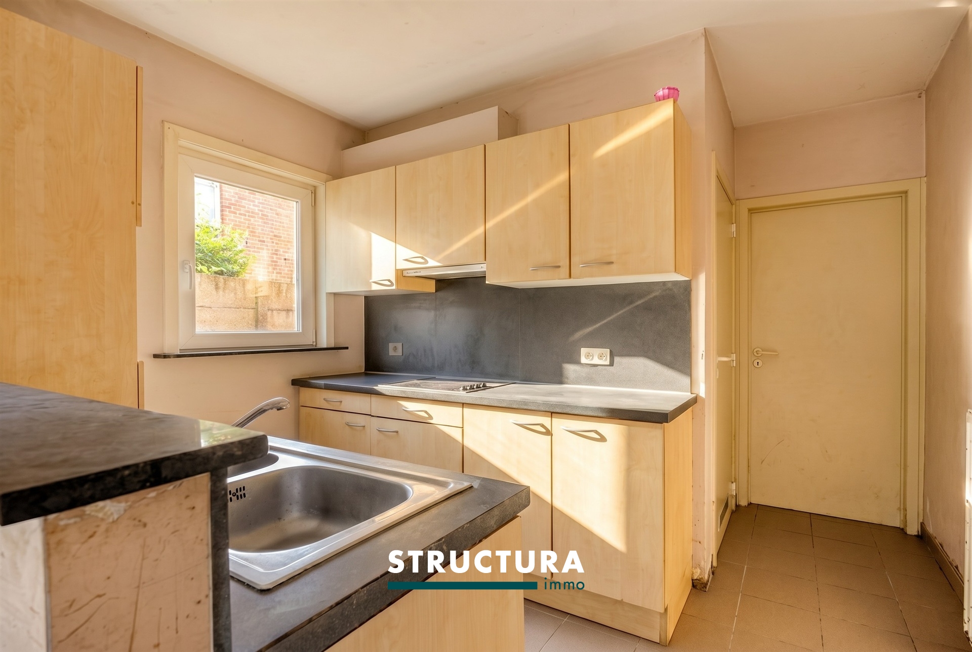 Appartement de plain-pied à rafraîchir avec 2 chambres et jardin - photo 5