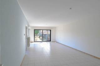 Op enkele minuten van het bruisende centrum van Evergem, bieden wij u in de "Patrijzenstraat 194" deze gezinswoning aan. De woning is uiterst...