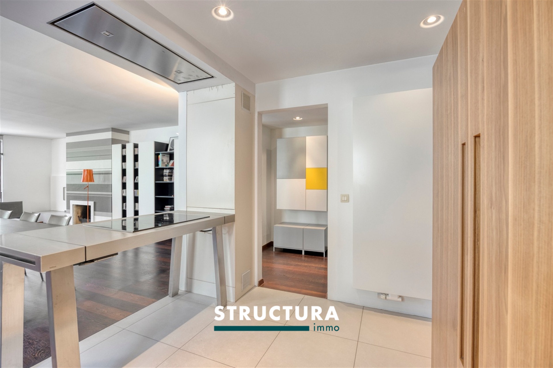 Bent u op zoek naar een ruim, modern en charmant appartement in het hart van Brussel? - foto 4
