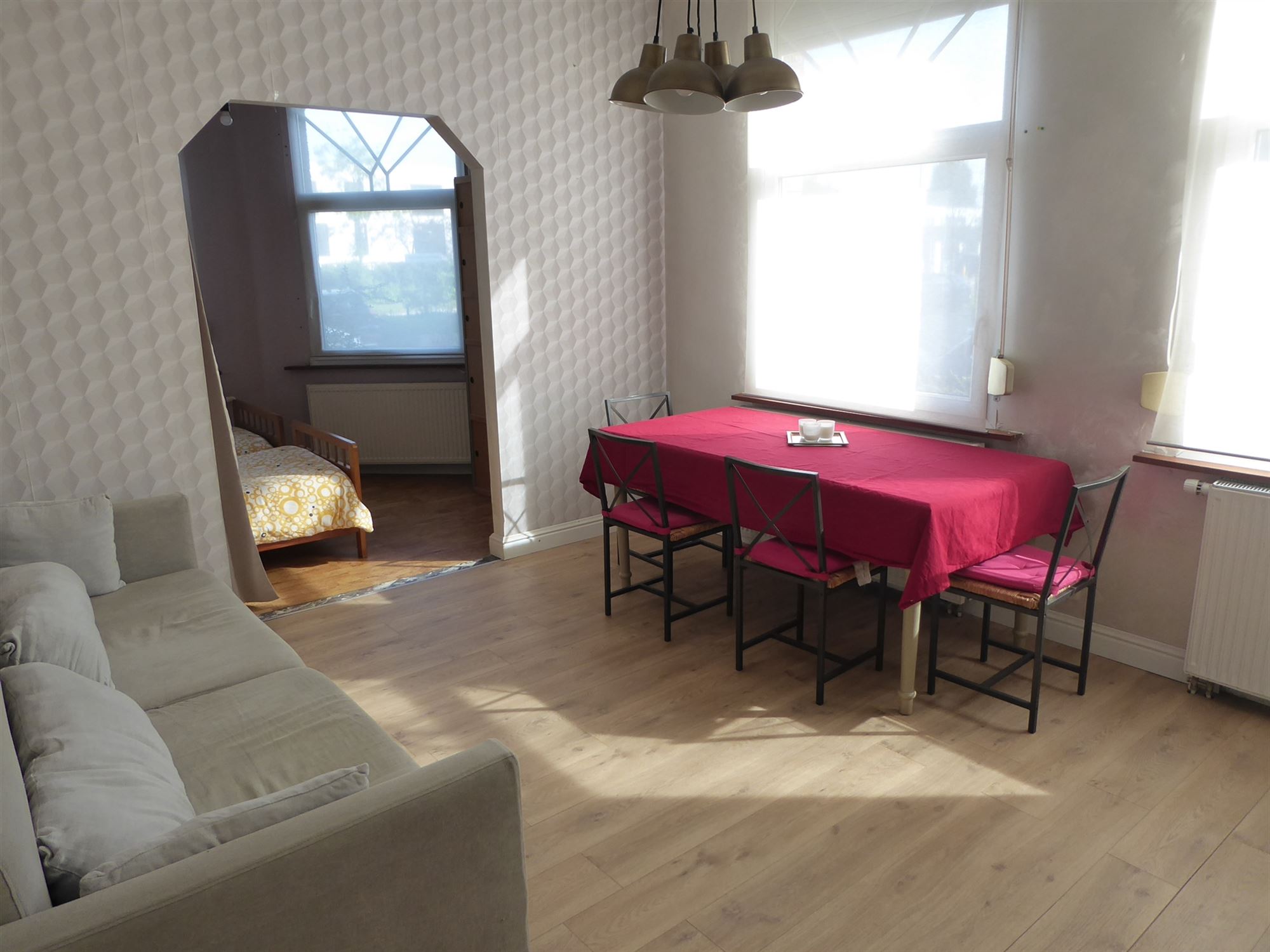 Opbrengsteigendom met 4 studentenkamers en 1 studio - foto 5