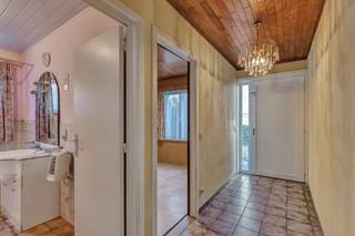 Voor meer info of een bezoek, bel 053 59 49 31 - Uniek renovatieproject - Op een toplocatie in Nieuwenhove (Geraardsbergen), op de grens met...