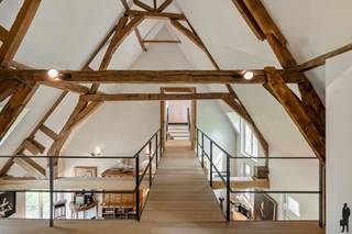 Uitzonderlijk kasteelhoeve in het park van Kasteel Wissekerke.In het idyllische dorp Bazel, op slechts 20 minuten ten zuiden van Antwerpen en 40...