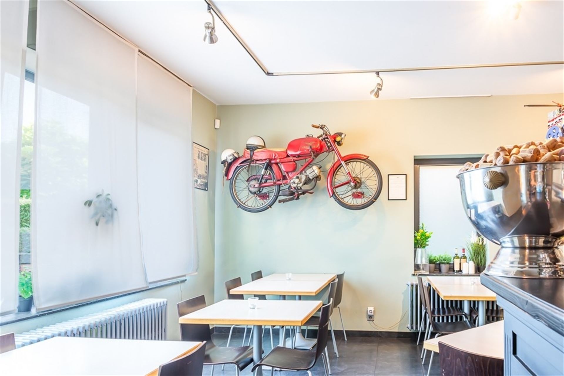 Commercial for sale in Maasmechelen with 4 bedrooms - photo 4