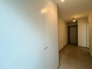 In het nieuwbouwproject "DE VLOEI”, een duurzame, kindvriendelijke woonwijk te Ieper, bieden wij deze BEN-nieuwbouwwoning te huur. De woning...