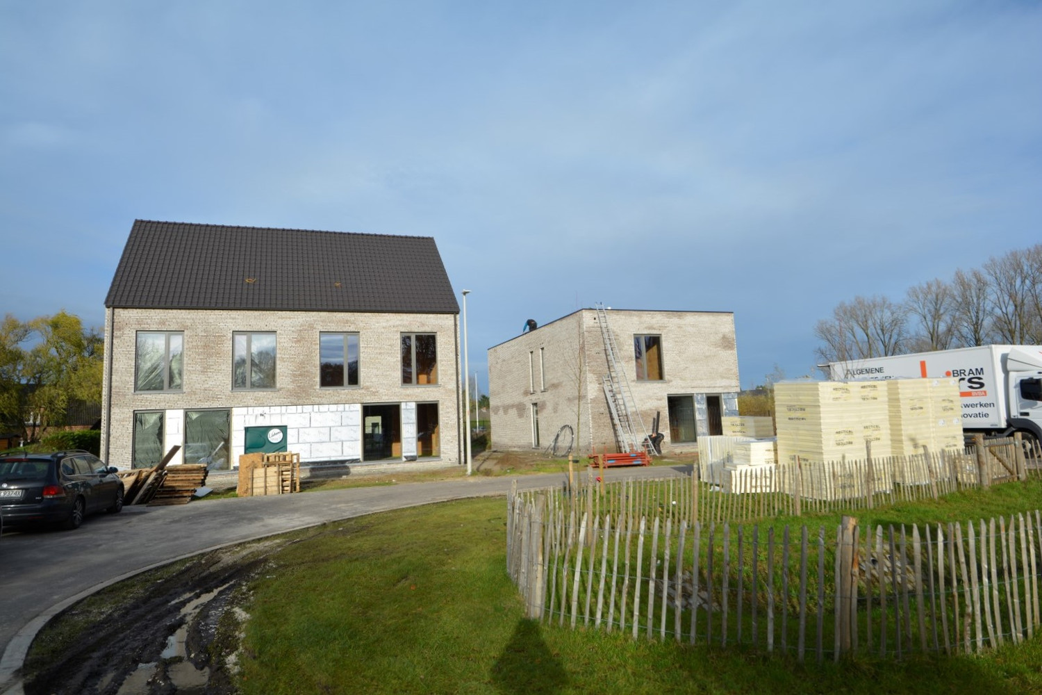 NIEUWBOUWPROJECT MET 7 ENERGIEZUINIGE WONINGEN! - foto 3