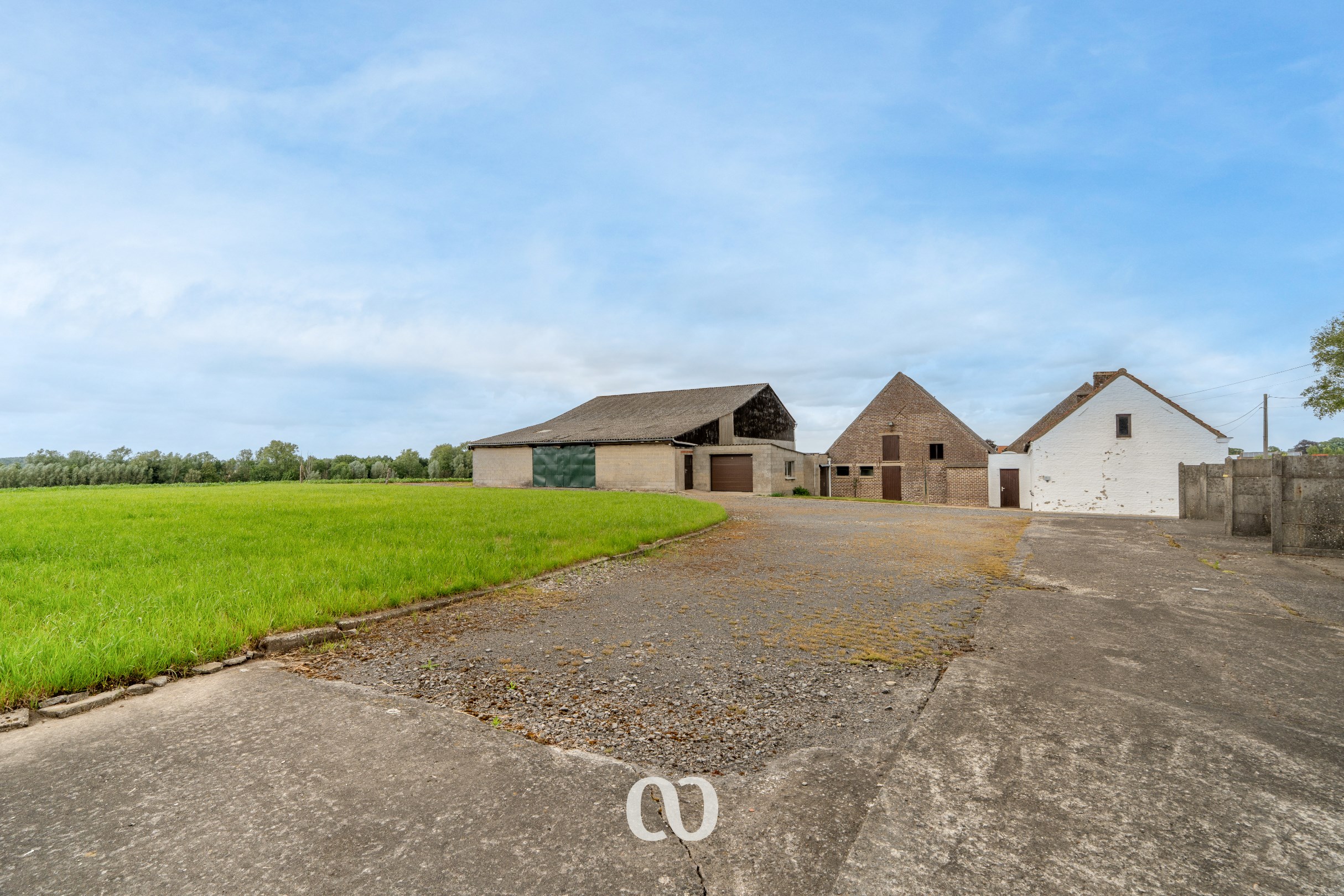 Prachtig gelegen hoeve met gronden op meer dan 3,5 ha - foto 5