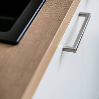 Dit appartement is gelegen op wandelafstand van het centrum van Veurne en nabij heel wat voorzieningen. (Winkels, scholen, het openbaar vervoer,...