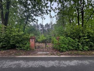 In een rustige en bosrijke omgeving langs Beerseheide te Lille bevindt zich dit perceel bosgrond met een oppervlakte van 2.870 m².De ligging wordt...