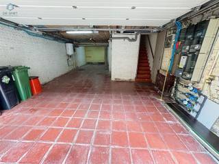 GARAGE VOOR 2 WAGENS MET OPSLAGRUIMTE TE HUUR CENTRUM GERAARDSBERGEN. Bereikbaar via de Lorreinestraat komt u binnen via de sectionaalpoort. Deze...