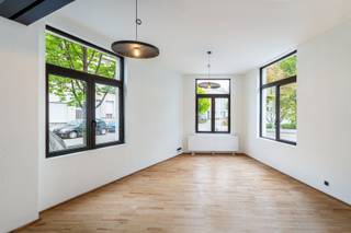 Instapklaar appartement op een zuchtje van Park Spoor NoordWelkom in de Oranjestraat 92 — hier woon je op een zucht van Park Spoor Noord. De straat...