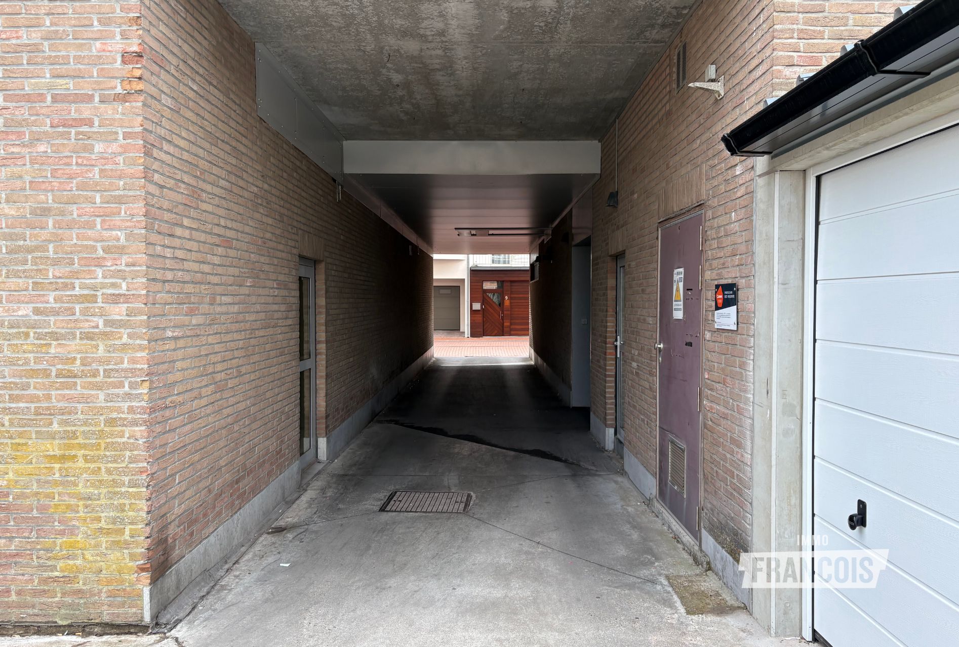 Centraal gelegen garagebox in het hart van Blankenberge - foto 5