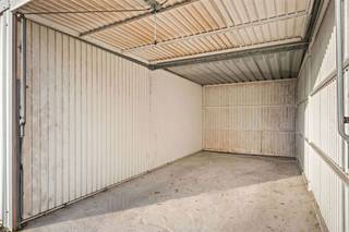 Enclosed garage box for sale, located on Walle.Equipped with tilt gate with lock.Width 2,7 mDepth 5,4 mCall for more info or a visit...