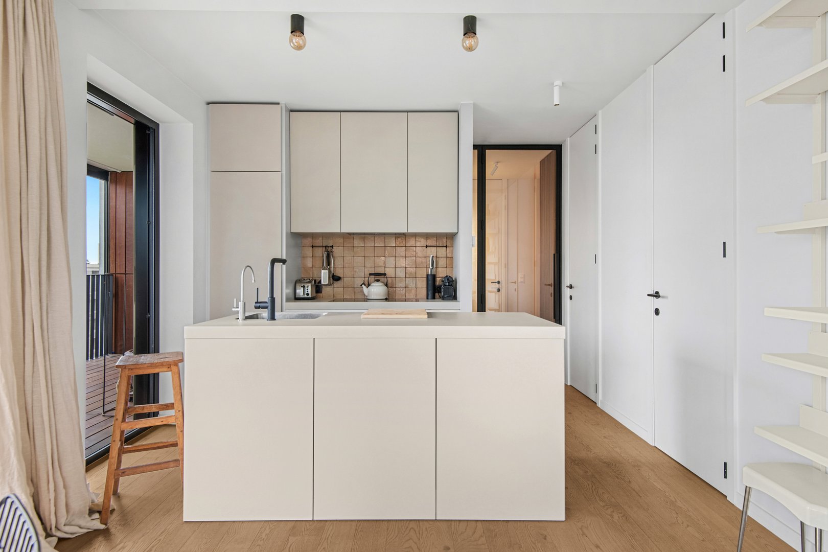 Appartement op Nieuw-Zuid. - foto 5