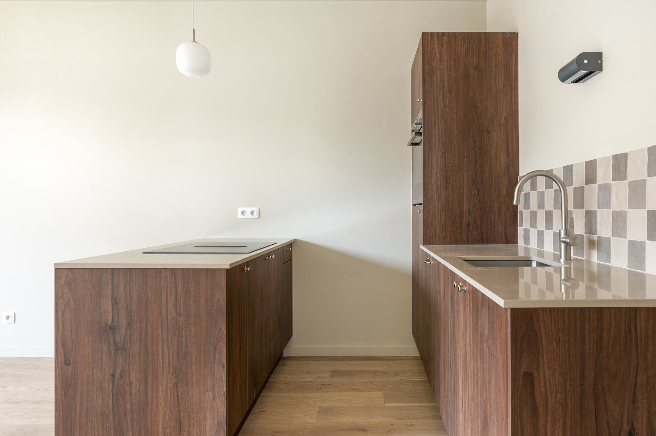 ANTWERPEN - Gerenoveerd appartement op toplocatie - foto 3