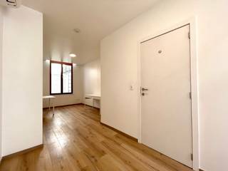 Deze recent gerenoveerde studentenkamers beschikken over een eigen badkamer!Gemeenschappelijk keuken voorzien van koelkast, microgolf, kookplaat,...