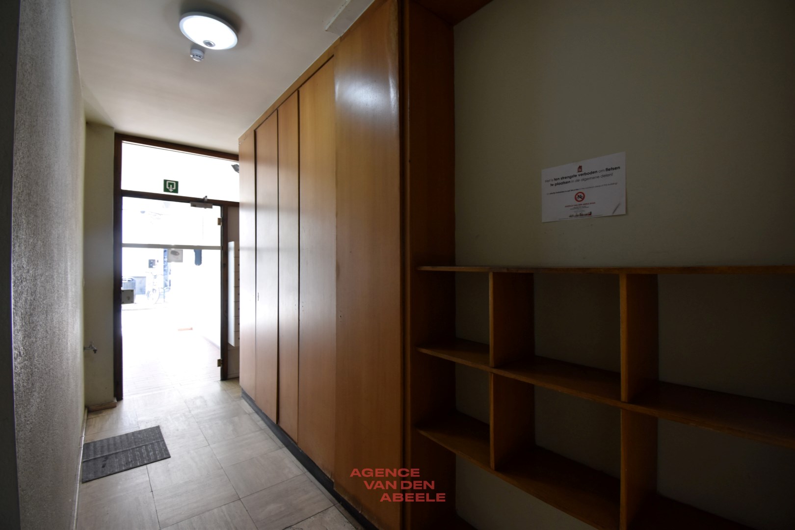 Opbrengsteigendom met 6 appartementen en commerciële handelsruimte - foto 5