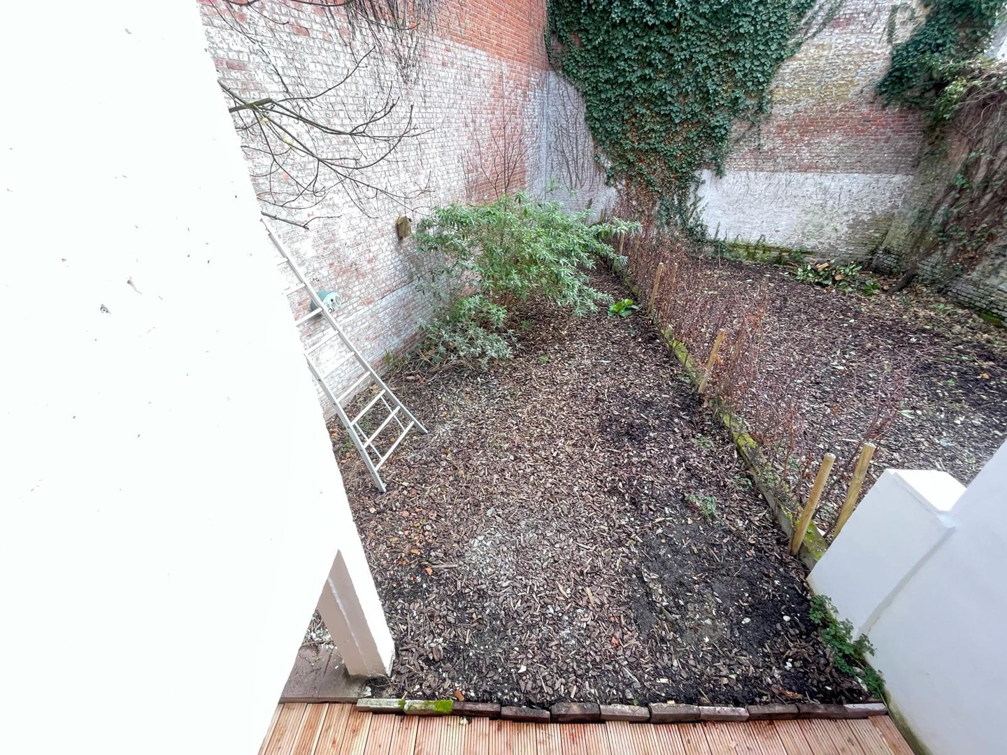 GELIJKVLOERSAPPARTEMENT MET TUIN - foto 3