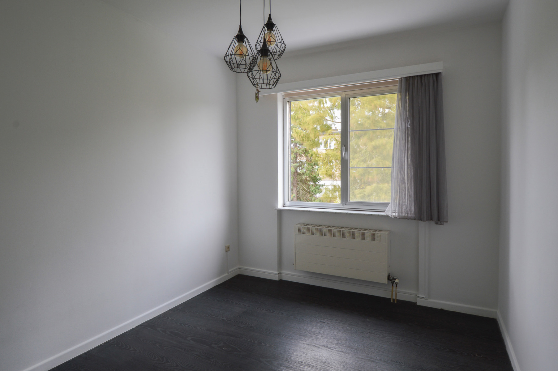 RUIM APPARTEMENT MET AUTOSTAANPLAATS - foto 5