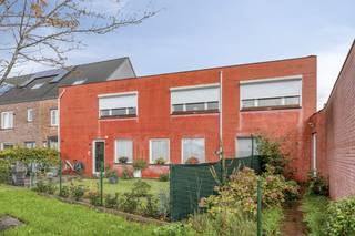 Tof starters appartement op een eerste verdieping nabij het centrum van Boom.Indeling :- inkomhal- ruime lichtrijke woonkamer- ingerichte...