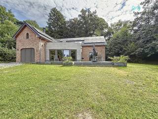 Ontdek deze uitzonderlijke villa in uitstekende staat, ideaal gelegen in de gegeerde wijk Bonlez in Chaumont-Gistoux, vlak bij alle...