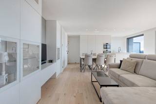 This spacious apartment is located on the 8th and highest floor of the residence at Heilig-Hartstraat 39 in Roeselare. Thanks to this location, you can enjoy an open view of the city and pleasant light.<br /><br />The apartment was completely renovated in 2024 with quality materials and is therefore fully ready to move in. With a living area of 80 m², it includes a bright living space, two bedrooms, a modern finish and a spacious terrace where you can relax.<br /><br />In addition, the apartment has a favourable EPC label C, which contributes to comfortable living comfort. Thanks to its central location, shops, public transport and other daily amenities are also a short distance away.<br /><br />A ready-to-move-in apartment that combines a high-quality finish with a central location and a beautiful view over Roeselare.<br /><br />The apartment has the following layout:<br />- Entrance<br />- Separate toilet<br />- Open kitchen with induction hob, microwave, oven, dishwasher and refrigerator<br />- Bright living space<br />- 2 bedrooms<br />- Bathroom with sink and shower<br />- Spacious terrace<br /><br />Additional features: <br />- Air conditioning available<br />- Ready to move in and bright apartment <br />- Elevator available <br />- Central location within walking distance of shops, public transport, the Grote Markt,...<br /><br />Register of measures: no