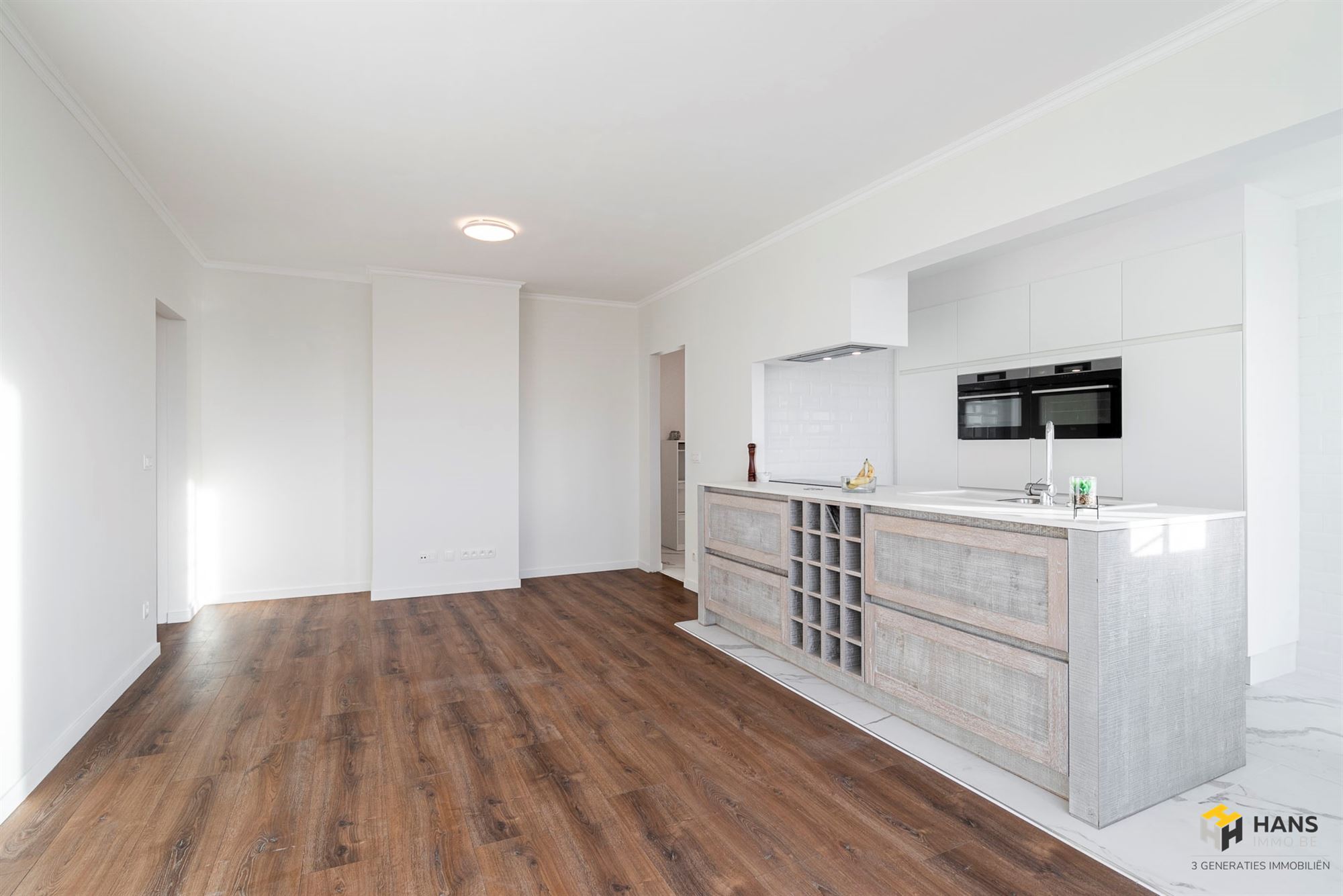 Gerenoveerd appartement (88 m²) met 2 slaapkamers en terras (3 m²) in Deurne. - foto 3