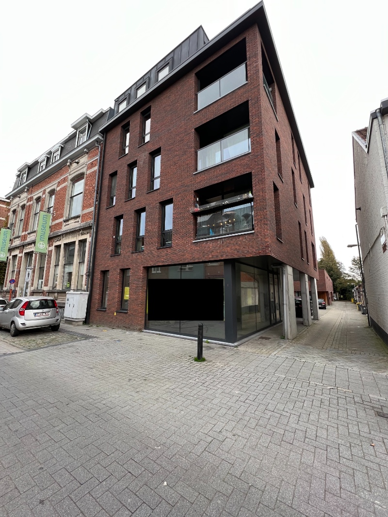 centraal gelegen, gelijkvloerse  cascoruimte met vergunning appartement - photo 4