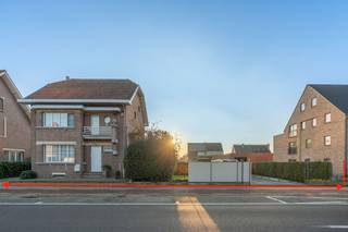 Deze charmante, authentieke woning met grote tuin is gelegen in het centrum van Tielen. De Art Deco woning heeft een perceeloppervlakte van...
