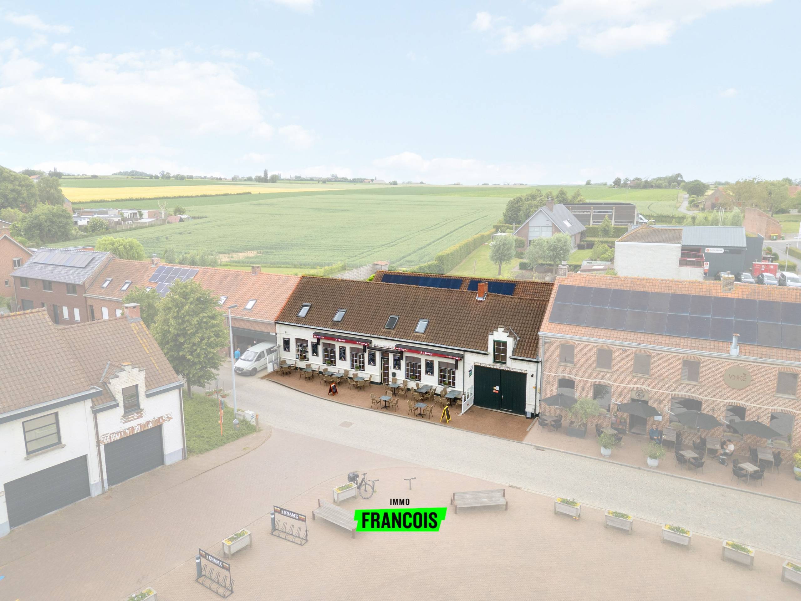 Café-brasserie, woonst én vakantiewoning te koop in Westouter! - foto 1