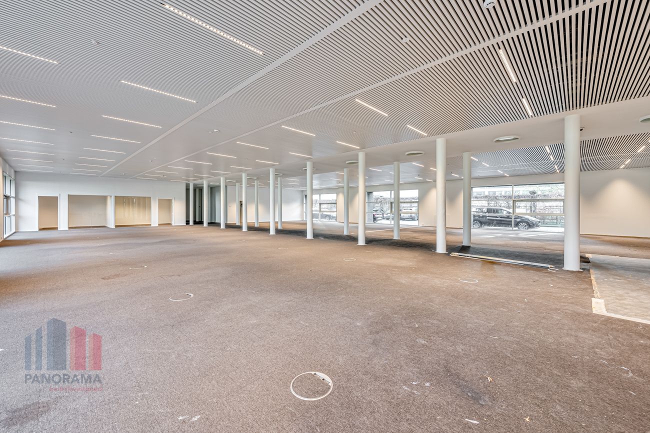 1,188 m² offices with breathtaking view over Ghent - photo 4