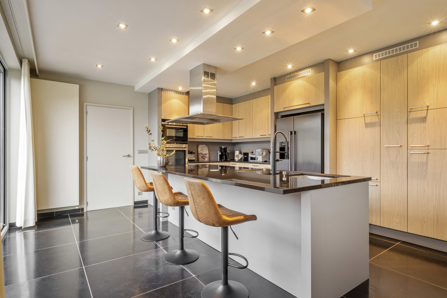 House for sale in Ostend with 5 bedrooms - photo 5