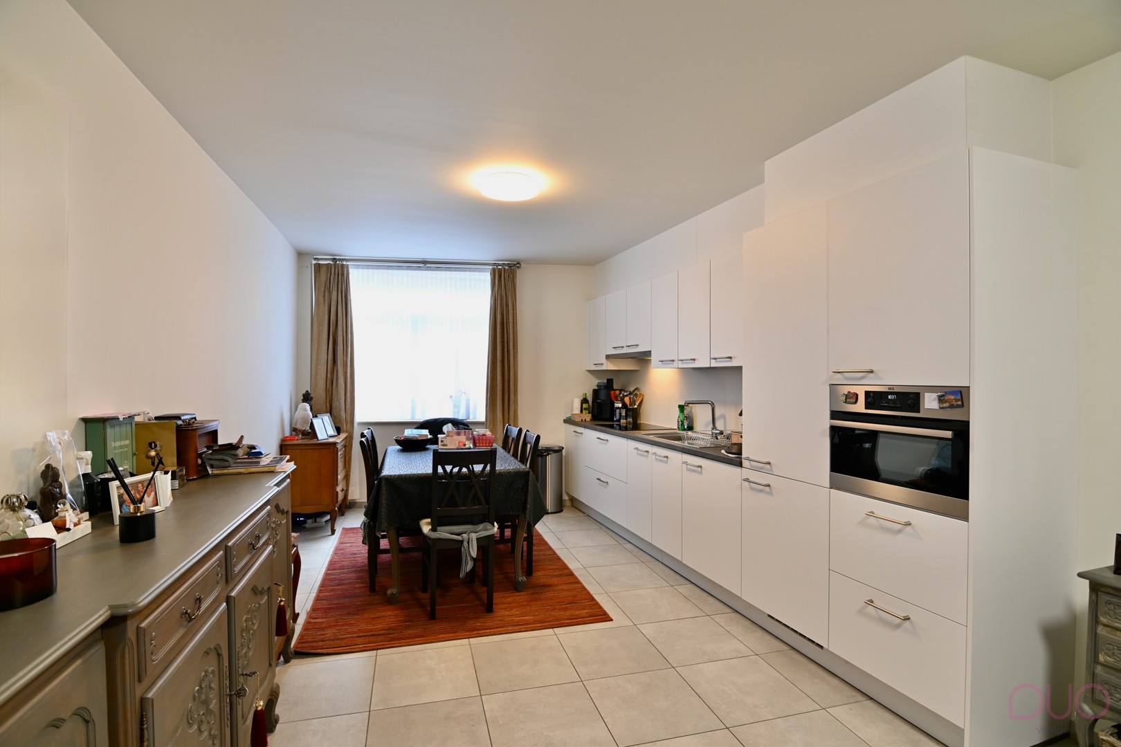 Gerenoveerd én gelijkvloers appartement met tuin in hartje Sint-Truiden. - foto 4