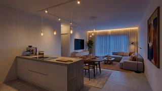 In het stijlvolle nieuwbouwproject Residentie Albert & Jerome – ontwikkeld door Kub en ontworpen door wielfaertarchitecten – ontdek je dit energiezuinige gelijkvloers appartement van 109 m² met 2 slaapkamers en een royale buitenruimte van 83 m² (terras + tuintje).<br /><br />De grote raampartijen zorgen voor een overvloed aan daglicht in de leefruimte, die vlot aansluit op de open keuken. Via het schuifraam bereik je het zuidwestgerichte terras en de privatieve tuin – een echte meerwaarde voor wie houdt van buitenleven. Verwarming én koeling via geothermie garanderen een comfortabel binnenklimaat in elk seizoen, met een minimaal energieverbruik.<br /><br />Indeling: Inkomhal met vestiaire, lichtrijke leefruimte met open keuken, praktische berging/wasplaats, gastentoilet, 2 volwaardige slaapkamers, badkamer met inloopdouche en dubbele wastafel en een zuidwestgericht terras en tuin (83 m²)<br /><br />Troeven:<br />*Geothermische verwarming én koeling – energiezuinig en fluisterstil<br />*Hoogwaardige afwerking naar keuze<br />*Laatste garage beschikbaar of keuze uit verschillende autostaanplaatsen<br />*Fietsplaatsen inbegrepen in de aankoop<br />*Mogelijkheid tot aankoop van een extra (privatieve) berging<br /><br />Rustige, doch centrale ligging nabij winkels, scholen en openbaar vervoer<br /><br />Een unieke combinatie van duurzaam wonen, hedendaagse architectuur en maximaal comfort.<br /><br />📩 Vraag uw bezoek aan via tom@immoroba.be of telefonisch via 0497/85.80.52.
