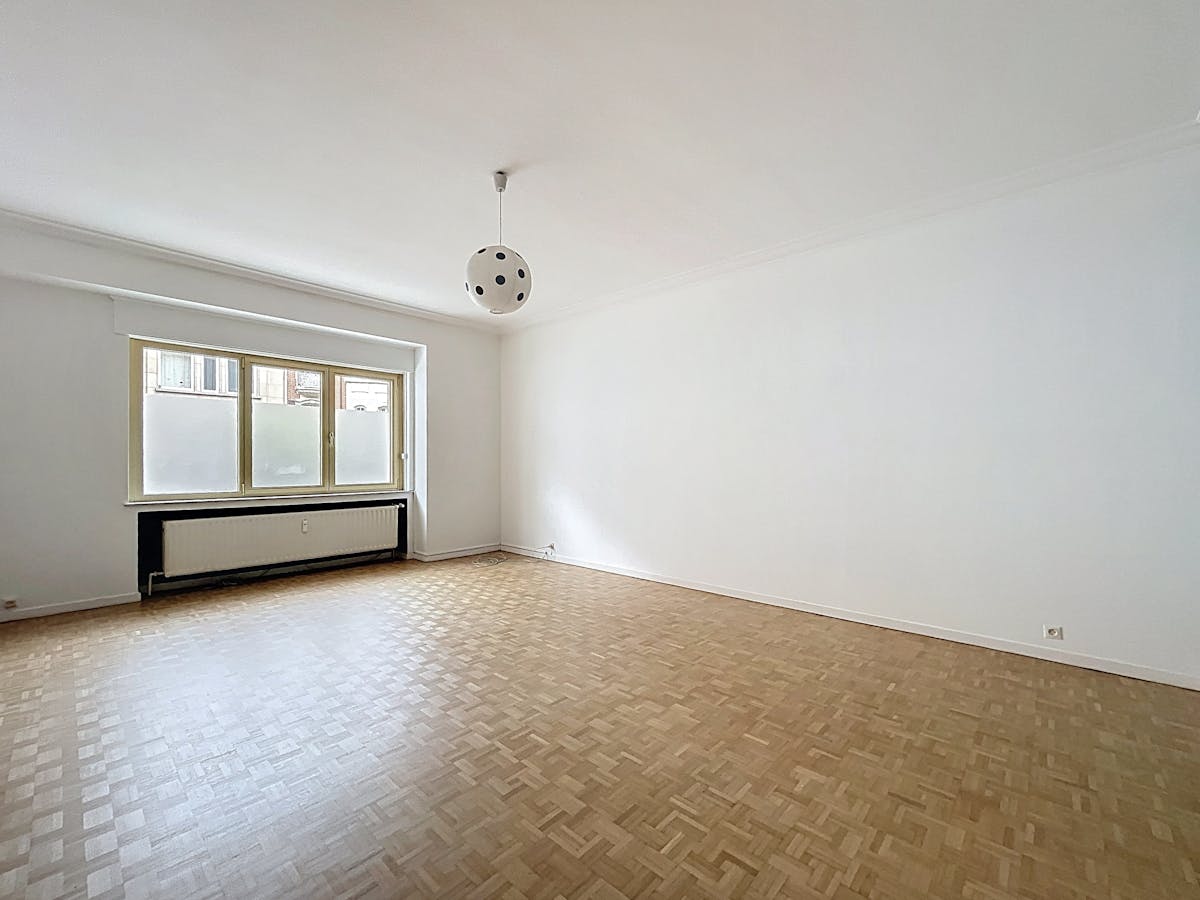Elsene – Appartement 2 slaapkamers (140m²) + tuin +parking - foto 5