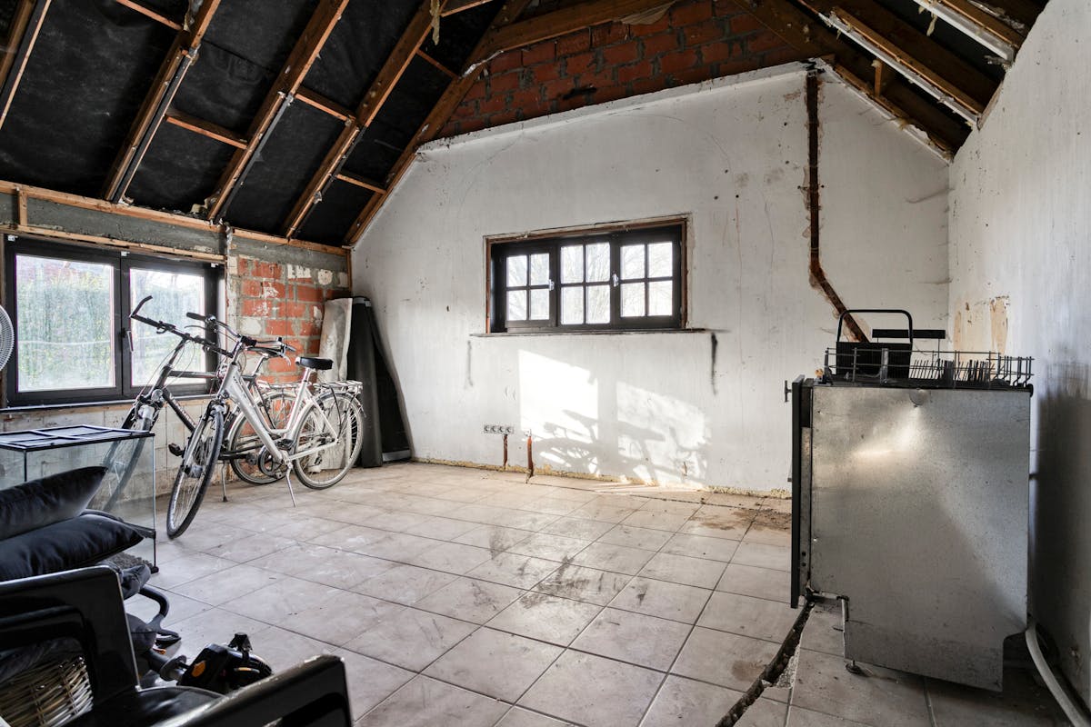 Landelijk gelegen huis met veel potentieel in Ruddervoorde - foto 2