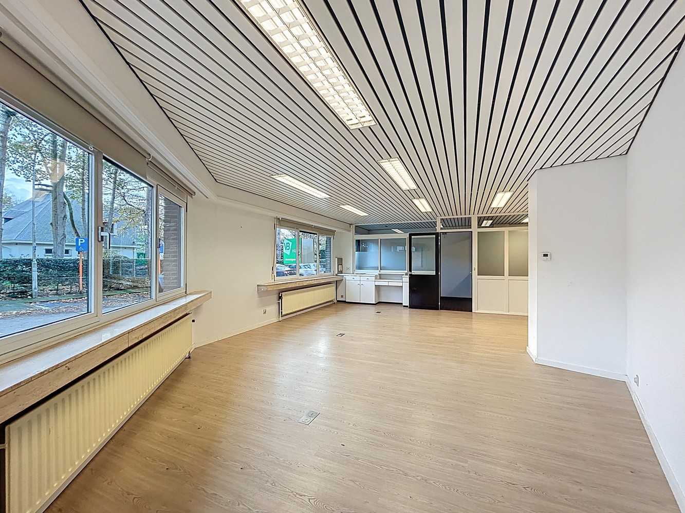 Commercial à louer à Brasschaat - photo 3