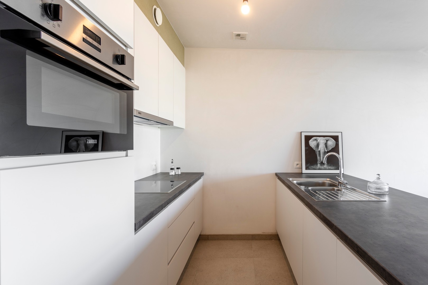Te koop: Ruim appartement met 2 slaapkamers in Roeselare. - foto 3