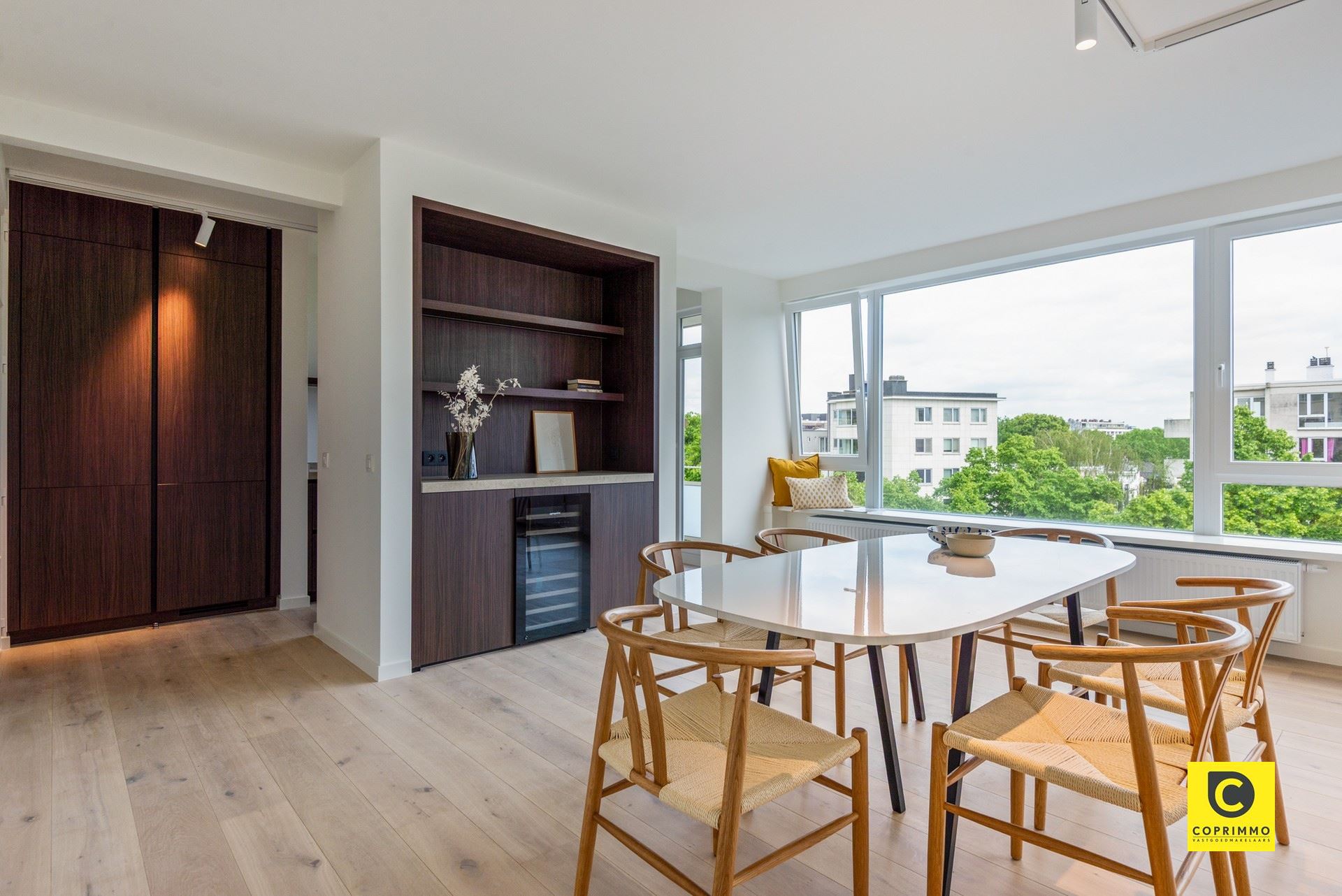 Prachtig gerenoveerd 3 slaapkamer appartement op toplocatie! - foto 4