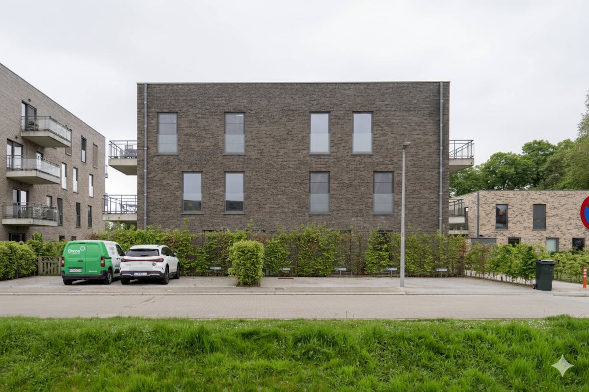 Bovengrondse autostaanplaats te koop in Heule - foto 2