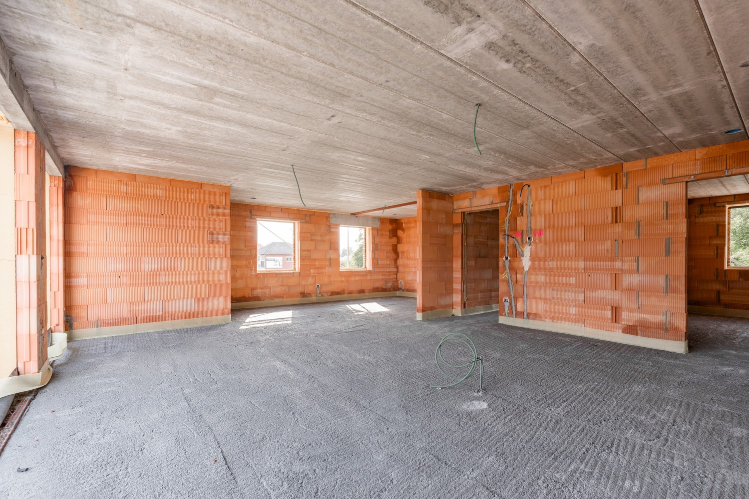 Uitzonderlijk ruime nieuwbouwduplex van ca. 188 m² met 3 slaapkamers, bureau en groot terras - foto 5